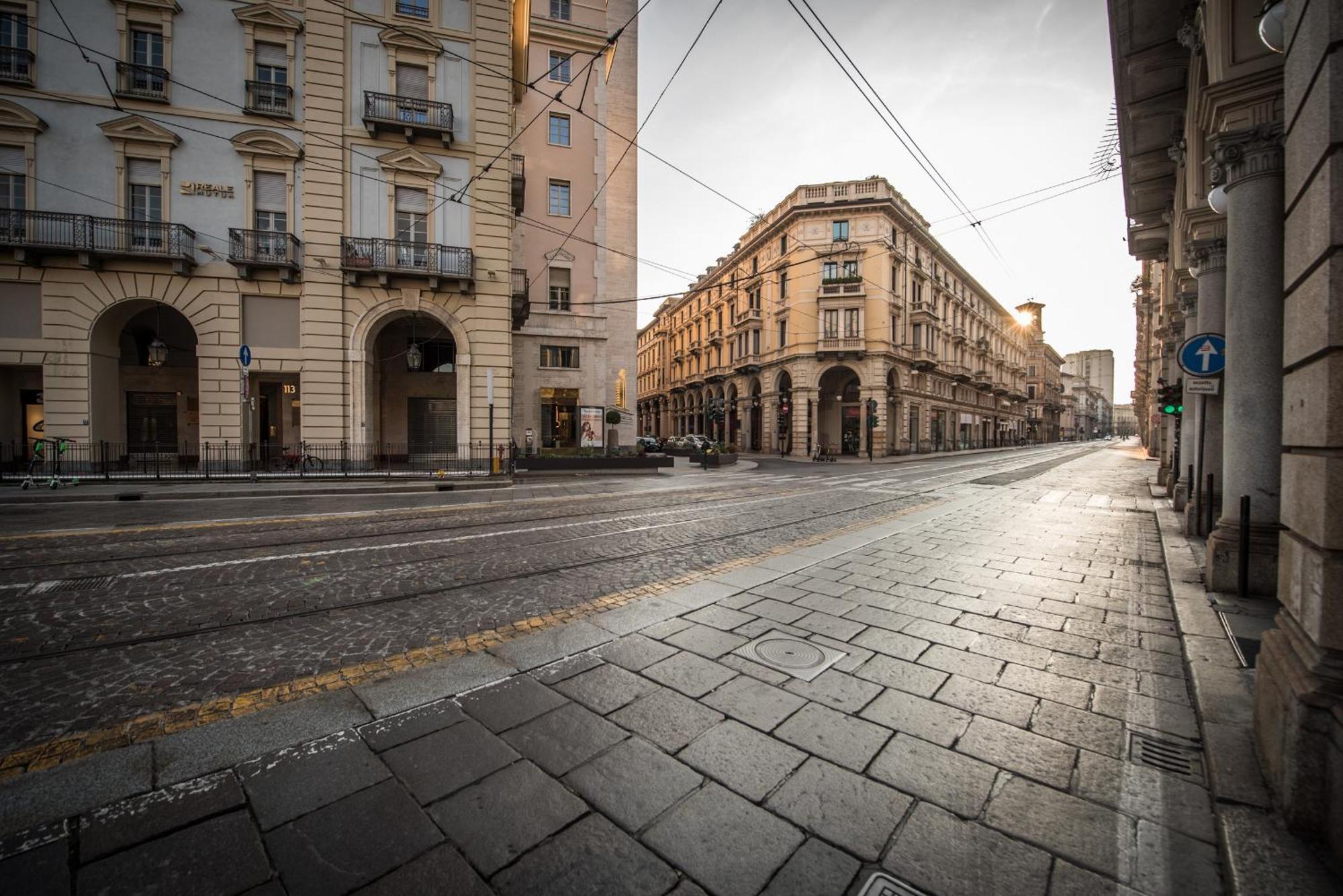 Appartamenti De Lellis - Torino Centro Luaran gambar